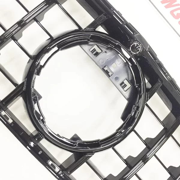 Silver/Black Color GT Style Car Front Grille for Mercedes Benz W118 CLA Class CLA200 CLA250 Model Year 2019-2023 - Image 4