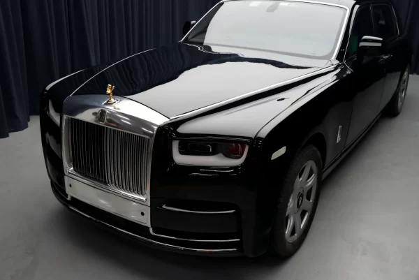 Saar 1:1 Customization Upgrade Carbon Fiber Body Kit Front Car Bumper Engine Hood Cover for Rolls-Royce Phantom - Image 3