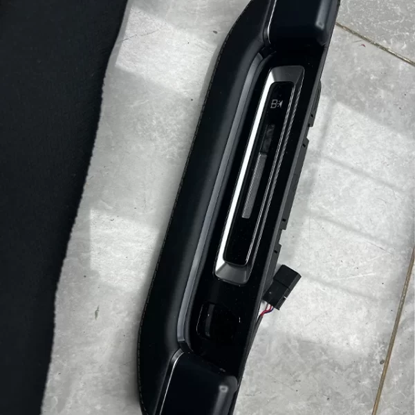 Suitable for Benzz W221 Upgrade W223 Interior Ceiling Modification Handle, Ceiling Light, Ceiling Horn, Interior Accessory Refit - Image 5