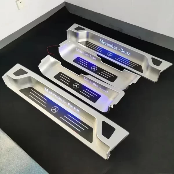 Aluminium Alloy Welcome Pedal Threshold  with LED Light  for VITO BUS V250 V260  W447 V-CLASS - Image 3
