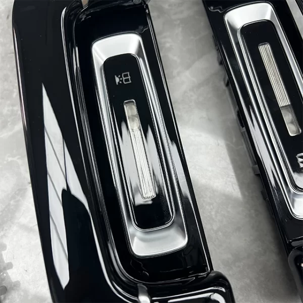 Suitable for Mercedes Benzz Vito Interior Modification Roof Handle and air Outlet Vito V250 V260 W447 V-Class Roof Handle Refit - Image 4
