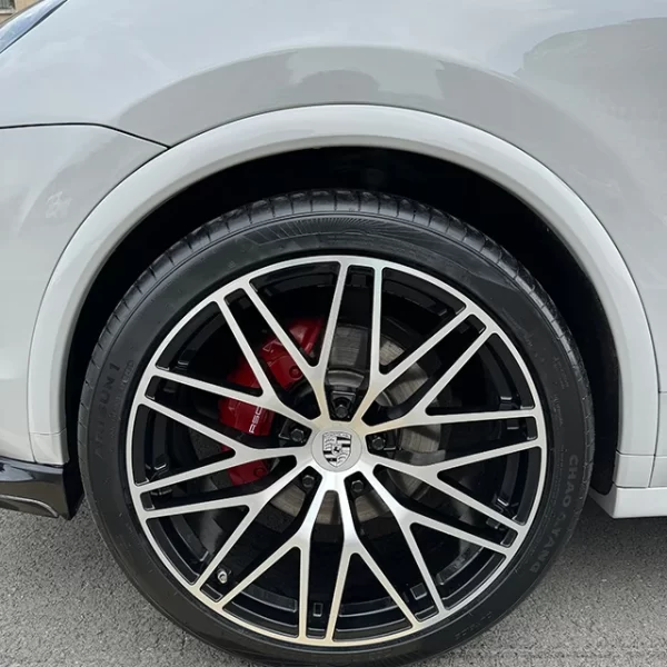 Suitable for Cayennee 11-19 Old to New Turboo 24 Surround Front and Rear Bumper Headlights, Wheel Hub Appearance Modification - Image 5