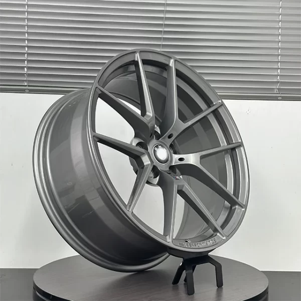 Applicable to BMWw M3 Car Rim Forged Wheels,   Silver Fully Coated Lightweight Wheel Modification Wheel Nave - Image 3