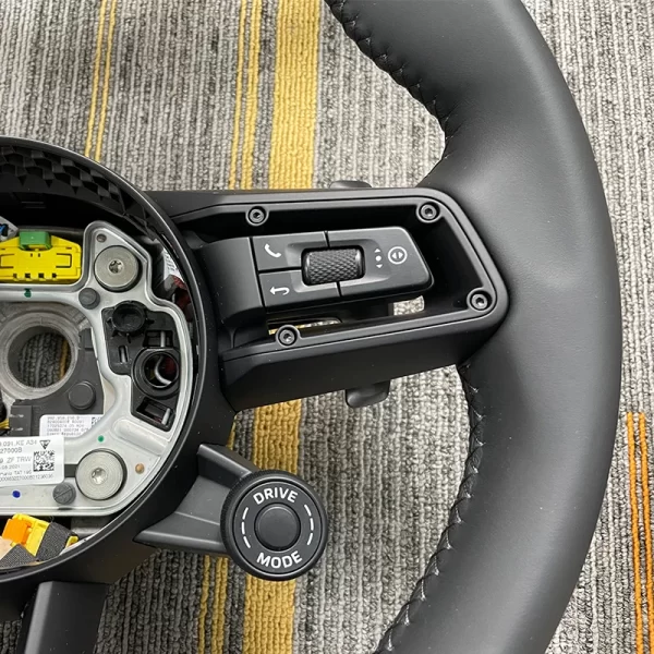 Suitable for Porsche 2024-2025 Cayenne GT Steering Wheel Panamera 976 911 992 Steering Wheel Assembly - Image 5