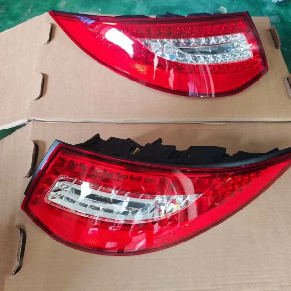 New Condition Red Lens LED Taillight for Porsche 997.2 Modified Tail Lamp with Running Lights Turn Signal Brake Reversing Light - Image 2