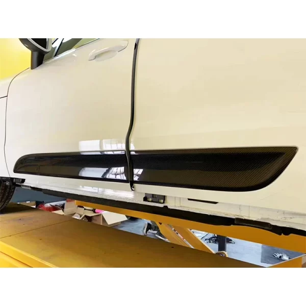 True Carbon Fiber Body Trim Panel for Porsche Macan 2014-2023 95B Side Trim Strips Upgrade New Condition - Image 2