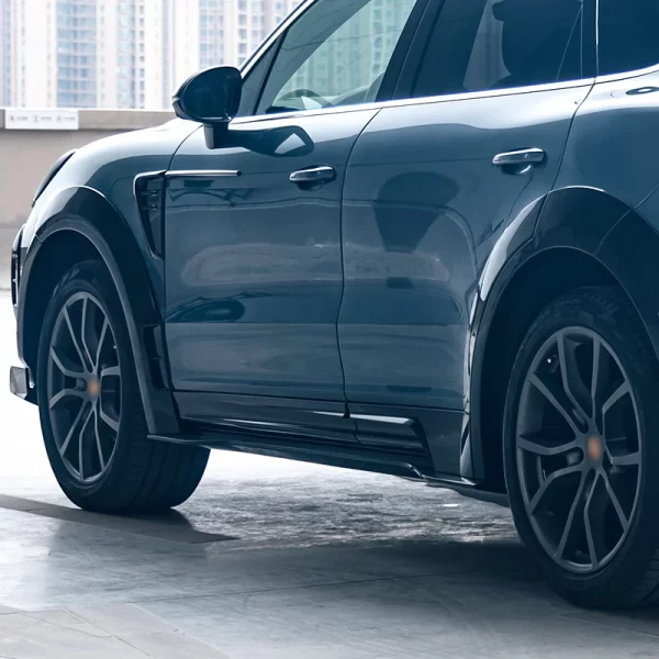 2018-2024 Porsche Cayenne 9Y0 Carbon Fiber Side Skirts Body Side Guards with New Bumper Cut-Outs for Fog Lights for Upgrade - Image 3