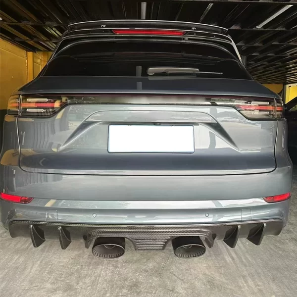 2018-2024 Porsche 9Y0 Cayenne Dry Carbon Fibre Replacement GT Rear Lip Bumper with Tailpipe New Condition Cayenne Turbo Coupe - Image 2