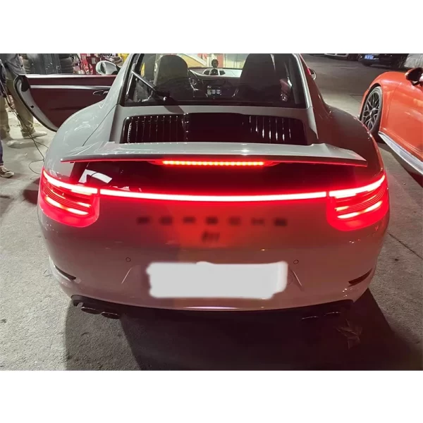 2016-2019 Porsche 911 Tail Light Upgrade Continuous Taillights with Turn Signal Penetrating Lights Rear Bumper Position - Image 4