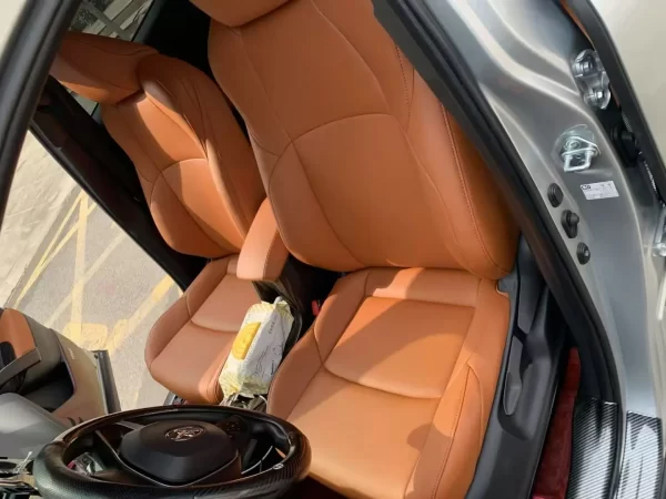YLA Hot Sale Leather Original Custom Car Seat Covers for Toyota All Series - Image 3