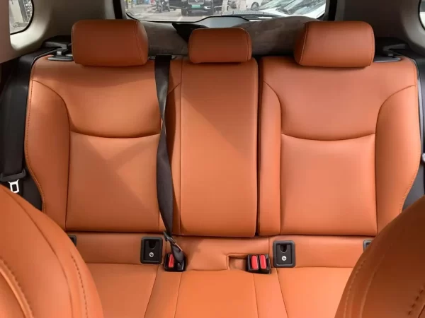 YLA Hot Sale Leather Original Custom Car Seat Covers for Toyota All Series - Image 6